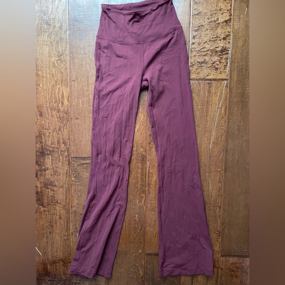 red merlot Lululemon groove super high rise leggings barley worn - Picture 3 of 4